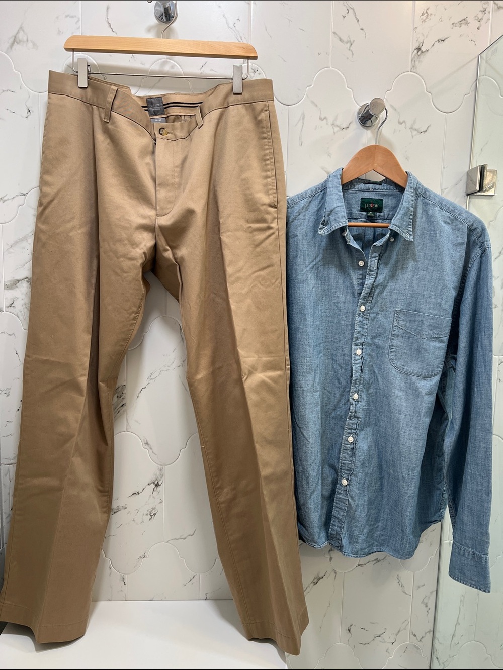 MEN’S J Crew & Gap Outfit XL & 38
X 32